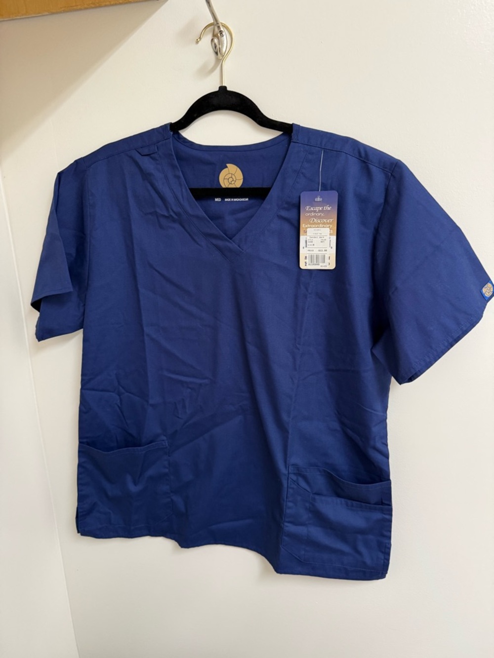 NWT Sanibel Works Professional Scrub Top Women's M Navy Blue V-Neck